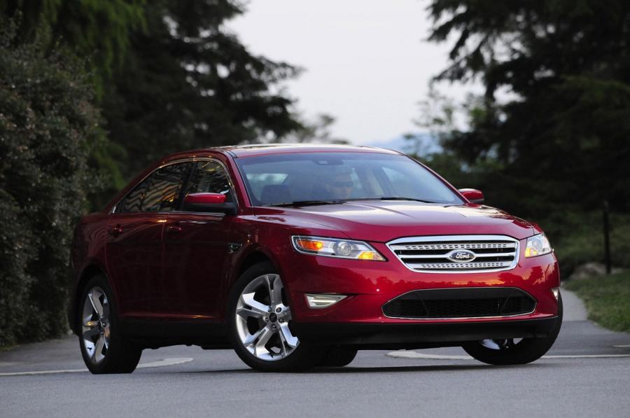  Ford Taurus SHO 2010 года  (фото 202 из 248)